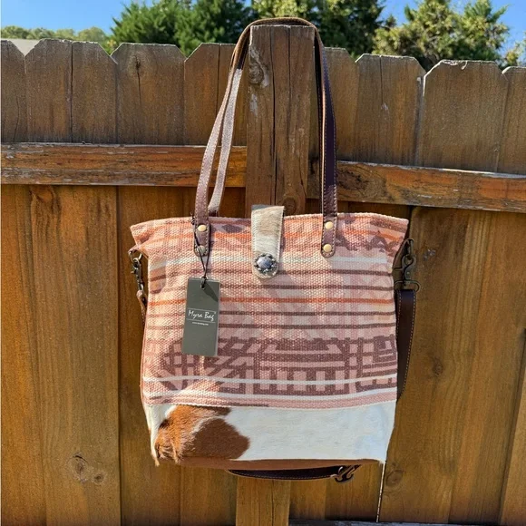 Myra Bag- Tea Rose Tote Bag - Picture 11 of 16